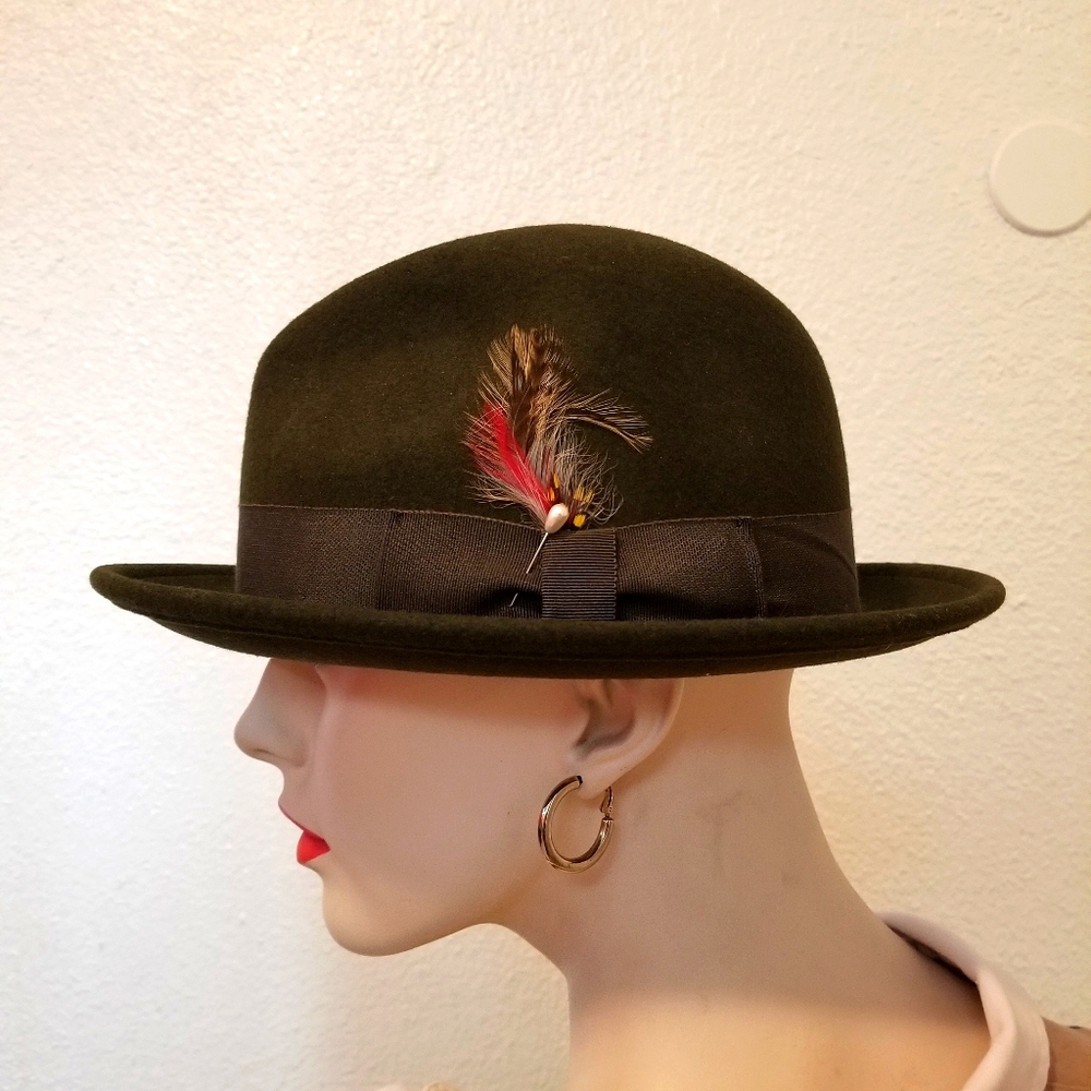 Linwood Avenue by Broner Hat